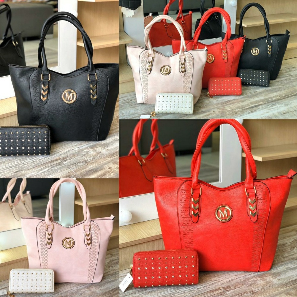 Set women's